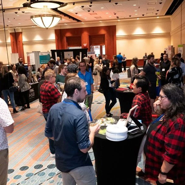 IBAOntario's tweet photo. YBC 2022 Day 2 was one for the books! From workshops, keynote speech, live music, tradeshow and dinner, our young brokers had an eventful day filled with lots of networking and learning. Thank you to everyone for making it a huge success! 

#YBC22 #YoungBrokers #OntarioBrokers https://t.co/cjNNDfnpi7