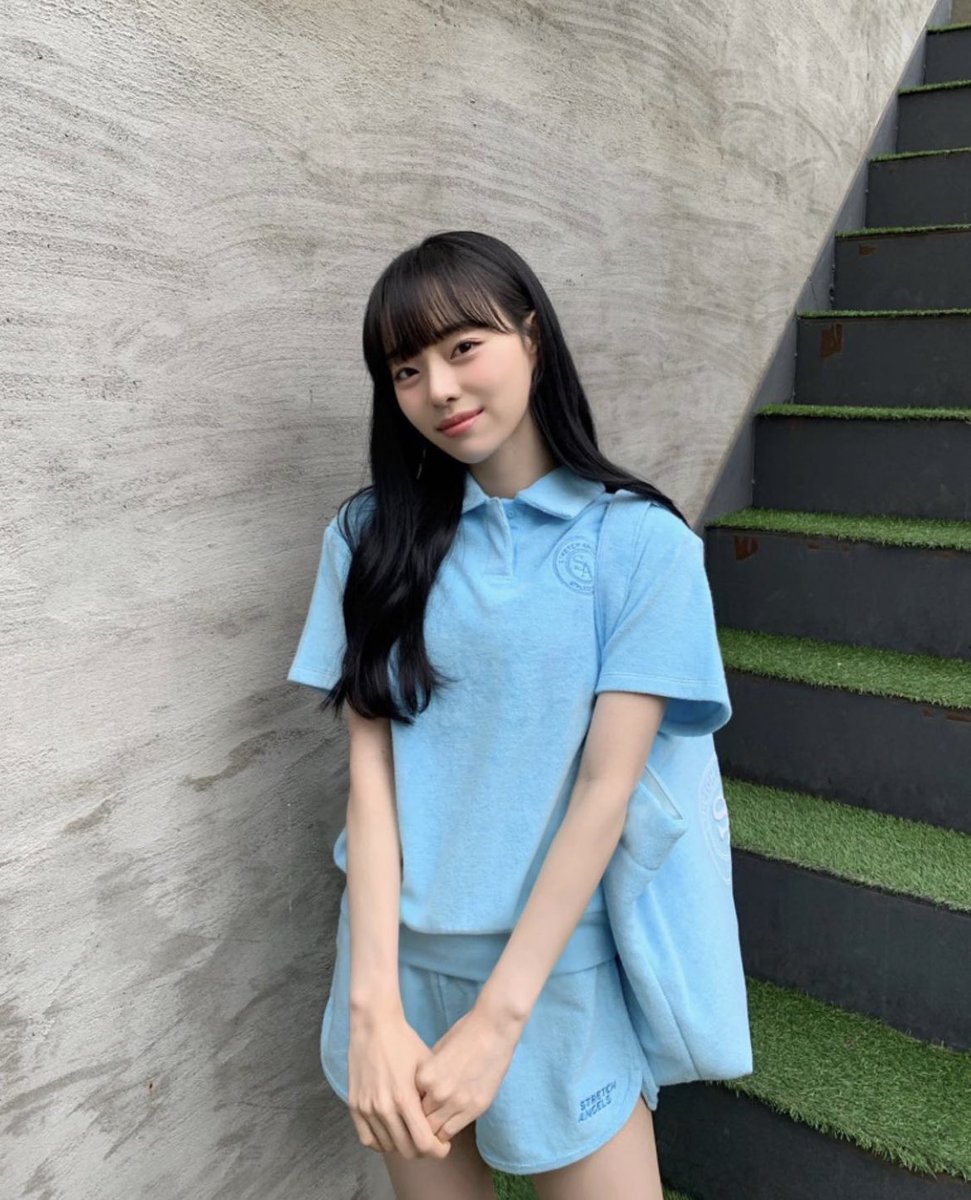 yourspromoter's tweet photo. — #SONGYEBIN #송예빈
“ #/협찬 @/stretchangels 여름 찰떡 셋업... 💙 귀여워..🤍 ” https://t.co/ajBH12jKC5