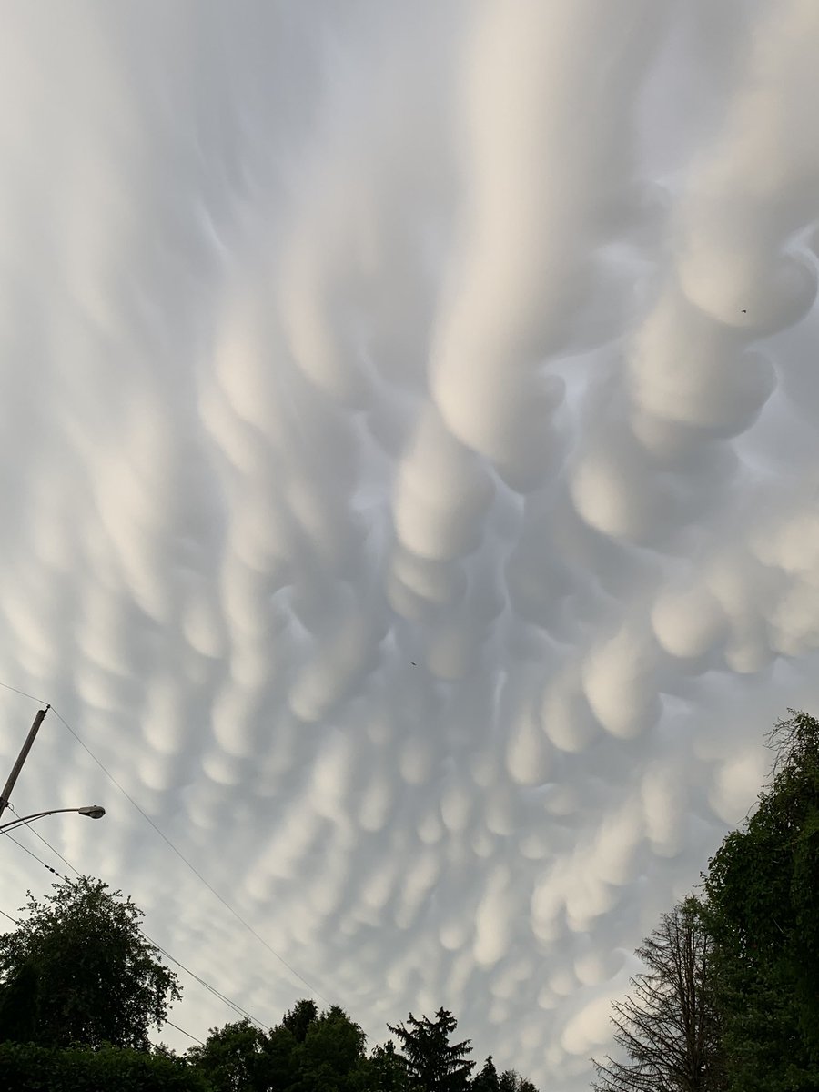 exconn69's tweet photo. @RayPetelinWx clouds in Beaver County https://t.co/VXAMOO35jK