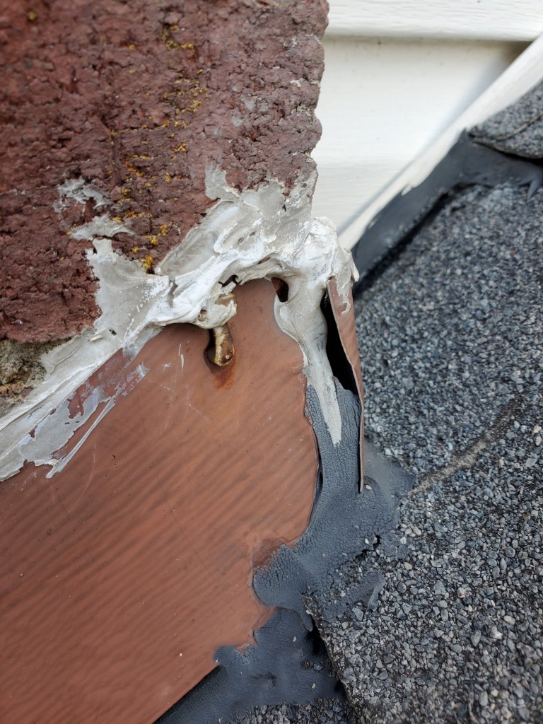 YESContracting's tweet photo. How NOT to install chimney flashing! Thankfully our guys know how to fix this the right way!

If you want quality work that will protect your home, call YES! We will do it the right way, the first time.

We are Your Exterior Solution! https://t.co/d68XSrZaUc