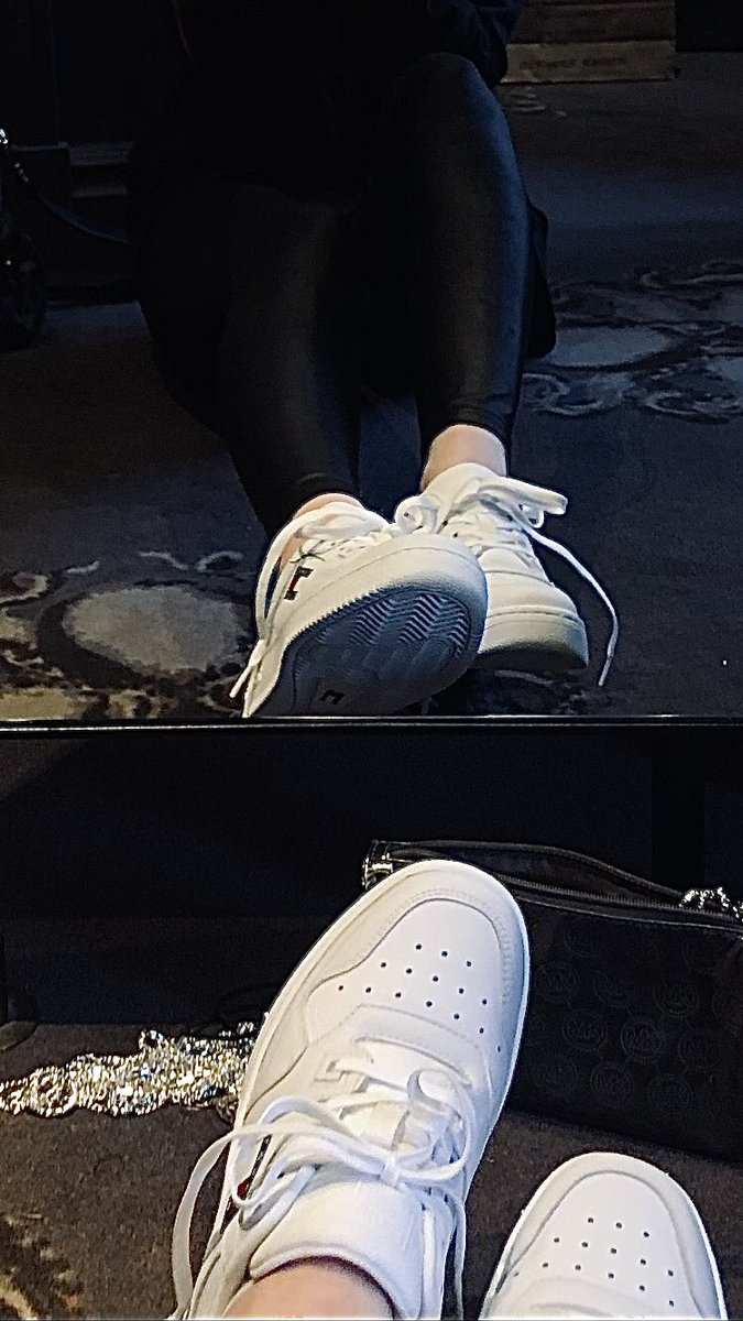Aliciagoddess_'s tweet photo. 🌹 Tommy shoes🌹 paypig moneyslave Swedish goddess gudinna pengaslav feet shoe soles toes humanatm brat sweaty fötter https://t.co/0Kw2eUoyS5