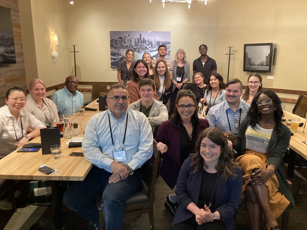 bciln's tweet photo. Fantastic getting these #mytru chemistry students, alumni, postdoc and extended faculty family together and seeing their research and work showcased #CCCE2022 #CSC2022  @alumnitru @TRUResearch @thompsonriversu https://t.co/TJkvyHDe9E