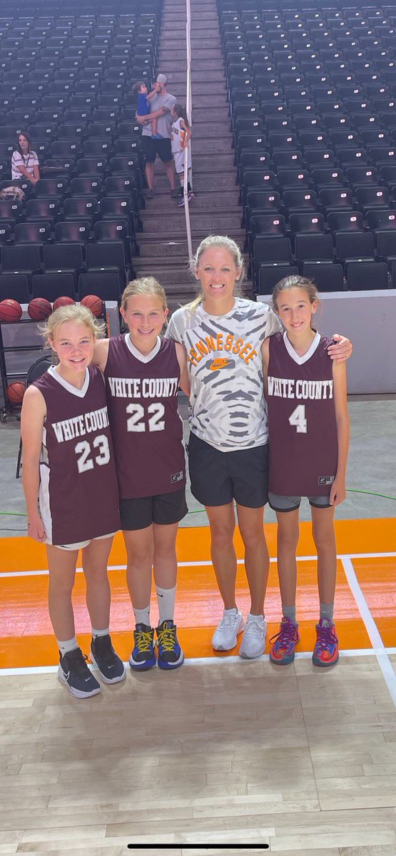 utsalesman's tweet photo. Thanks @KellieHarper and the @LadyVol_Hoops for hosting a great camp. #LadyVolDayCamp2022 #Yert #SpartaWarriorettes #WhiteCounty https://t.co/hvN88ouHJt