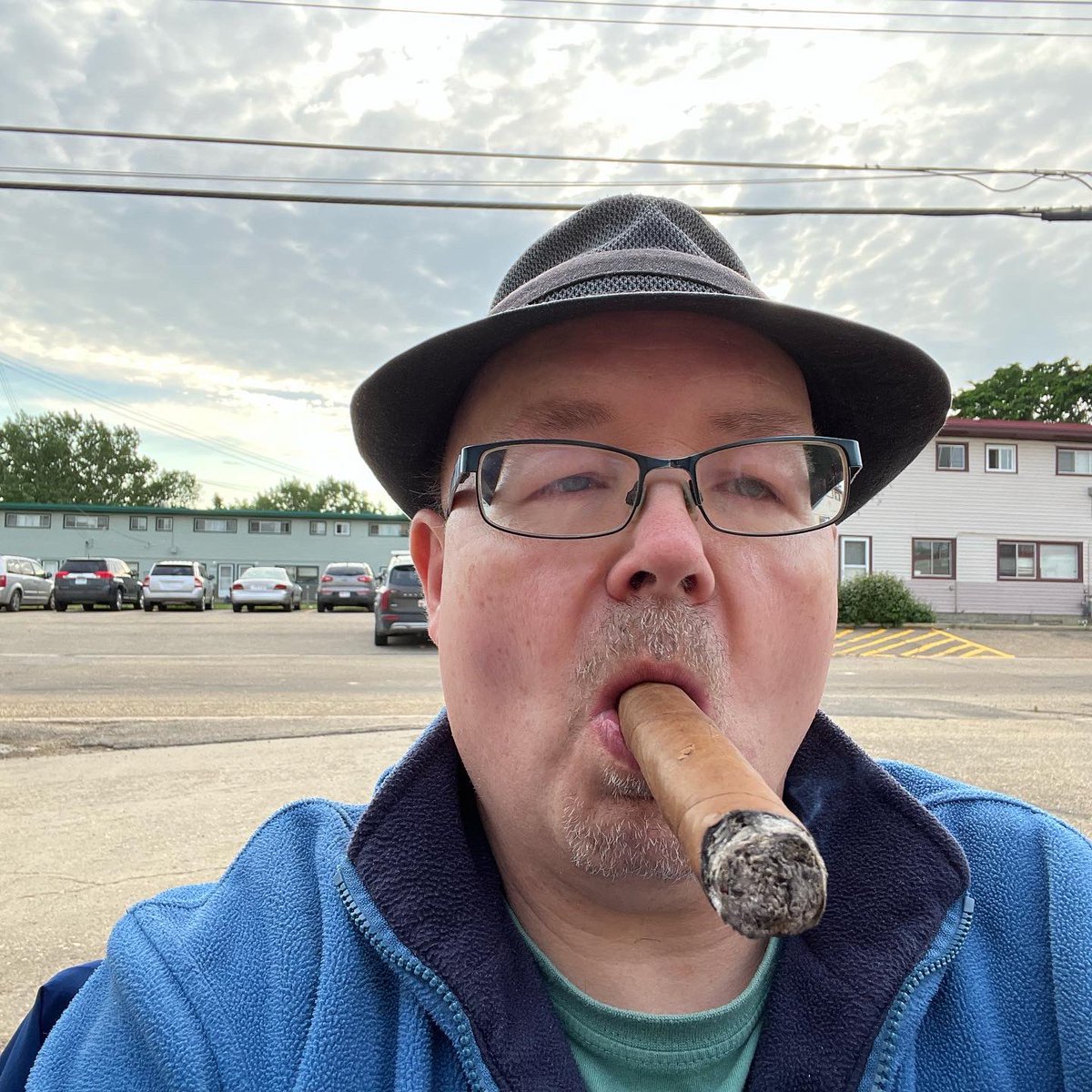 I was at <a href="/CigarWestern/">WesternCigarCo</a> 06.15.22 for the launch of the Diestro #cigar.
This house blend is made by <a href="/DuranCigars/">Duran Cigars</a>.
Diestro comes the Gordo size with Maduro, Habano, &amp; Connecticut wrappers.
