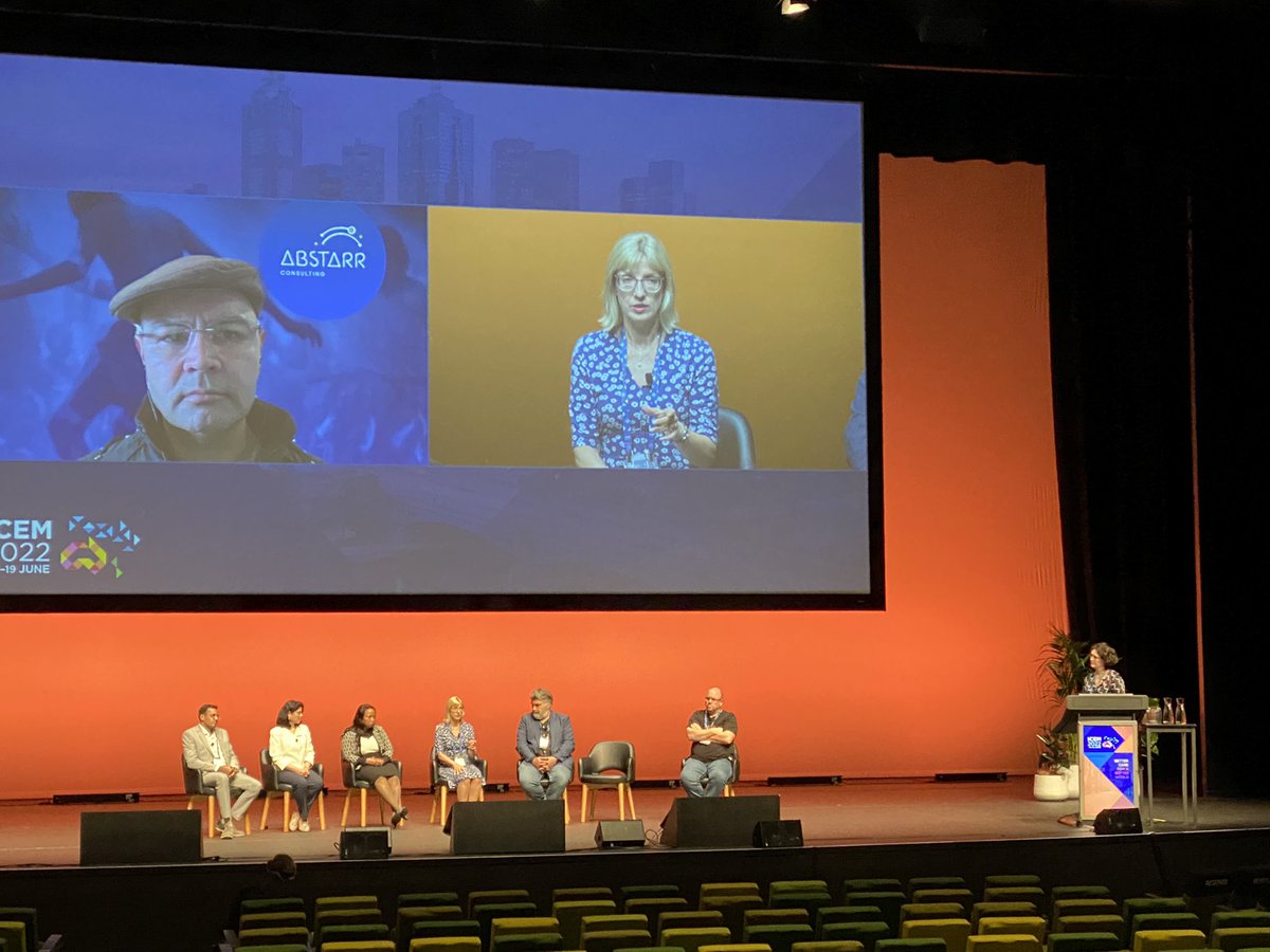 Learning so much- equity &amp; equality is a public health issue. We all need to be anti racist <a href="/Kon__K/">Kon Karapanagiotidis</a> <a href="/JudkinsSimon/">SimonJudkins</a> <a href="/acemonline/">ACEM</a> #ICEM22 #auspol #Changing