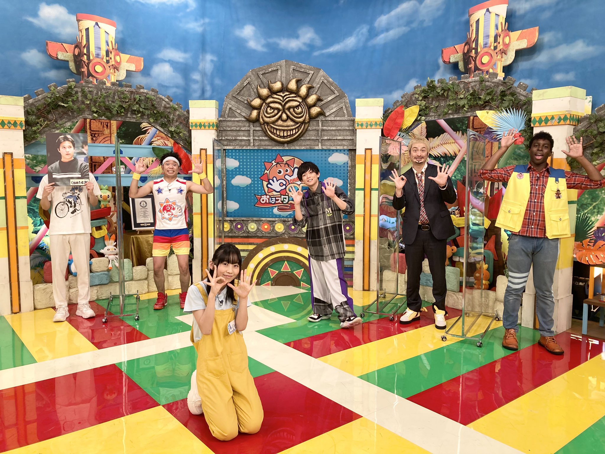 おはスタ公式 おーはー 今日はダウンタウン松本人志さん なjpがやってきたぞ おはスタポケモン部 として今後活動していくからみんなもぜひ入部してくれ T Co T4s0o9frjj ポケカのクイズみんなも答えられたかな ポケモン歴代映画の池崎 松丸