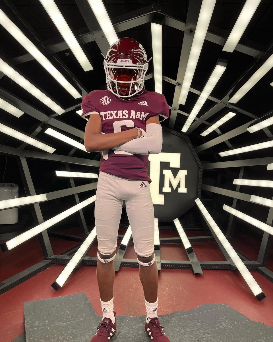Had a amazing time at <a href="/TAMU/">Texas A&M University</a> very thankful to <a href="/CoachDickey1/">Darrell Dickey</a> <a href="/DerekLagway/">LAG ✞</a> for inviting me on this trip hope to be back real soon! #GigEm #Aggieland