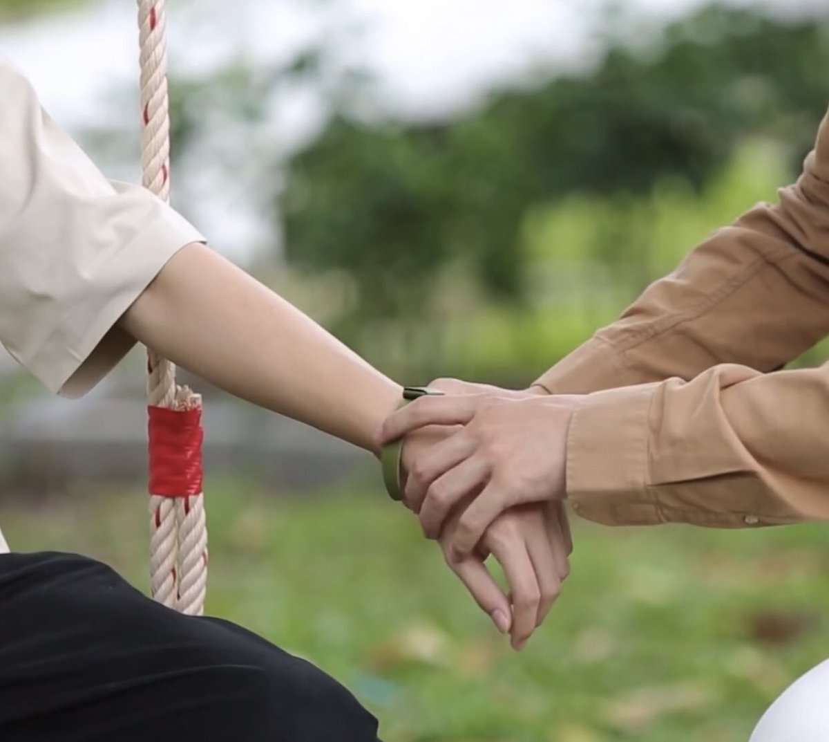 AUSSAPPPW11's tweet photo. ธรรมดาที่สุดแสนจะพิเศษ 😊🧡🤍 #ppnaravit #phuwintang #PondPhuwin  #ปอนด์ภูวินทร์ https://t.co/JhTJoKWvNA