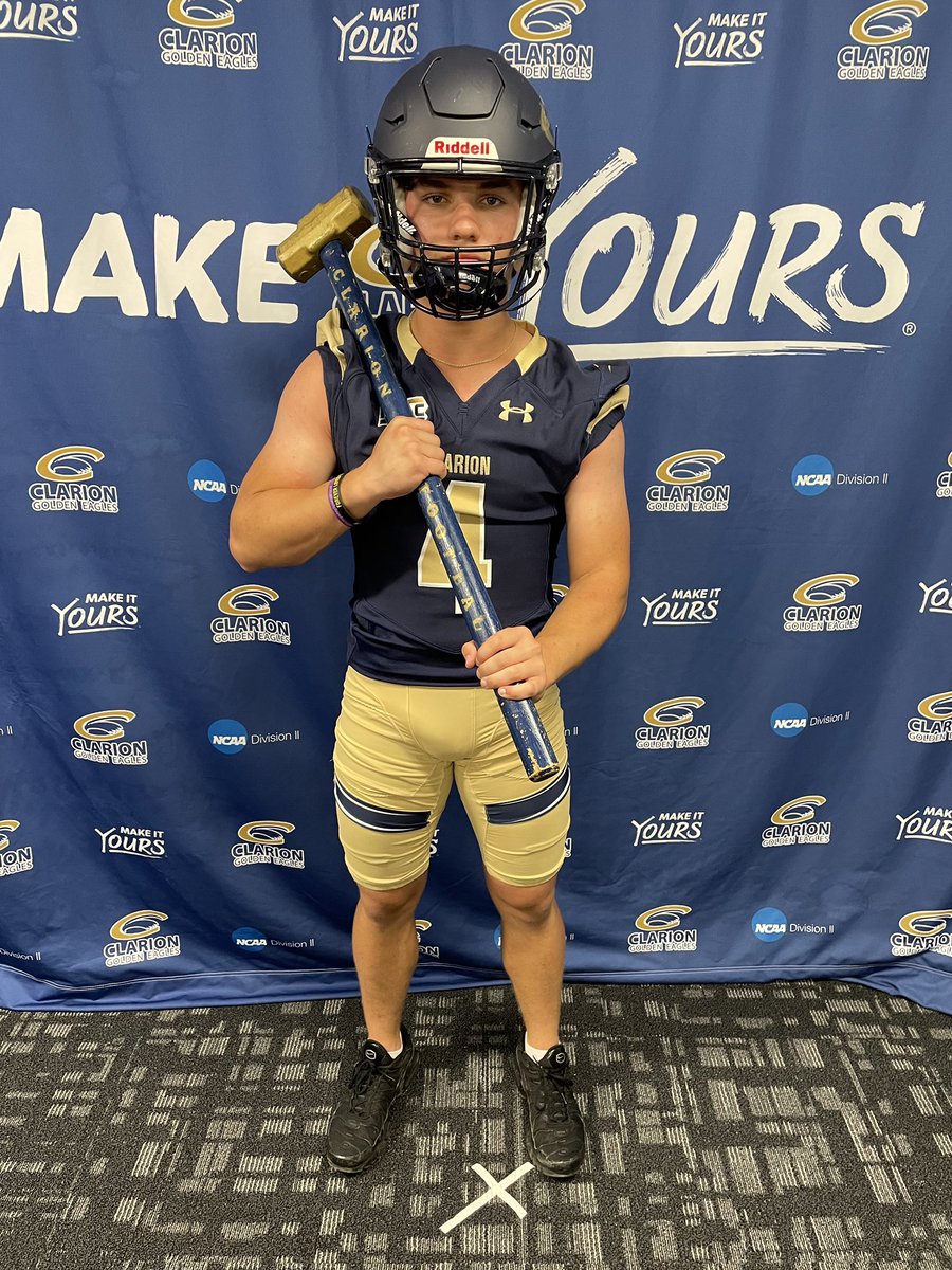 treid2405's tweet photo. Thank you @FBCoach_Collins for an amazing visit today!  I loved every part of it! @RaymondMonica3 @NedimyerVince @ClarionFootball https://t.co/J6Yot8DcxS