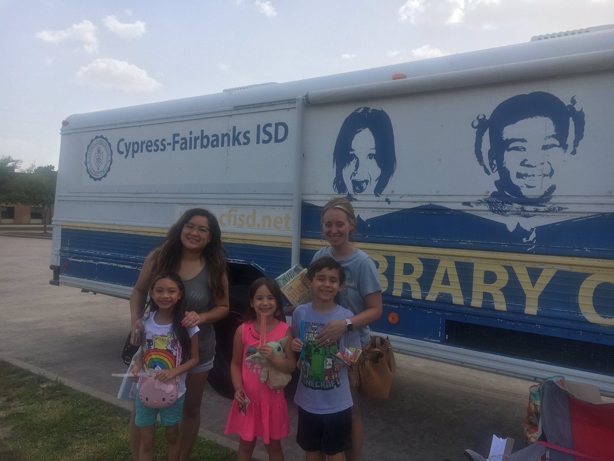 Thank you to our Bang families who visited the mobile library today. I loved seeing your sweet smiles and book choices. Thank you for sharing part of your day with me! <a href="/CyFairLibraries/">CyFairLibraries</a> #cfisdlibrarians