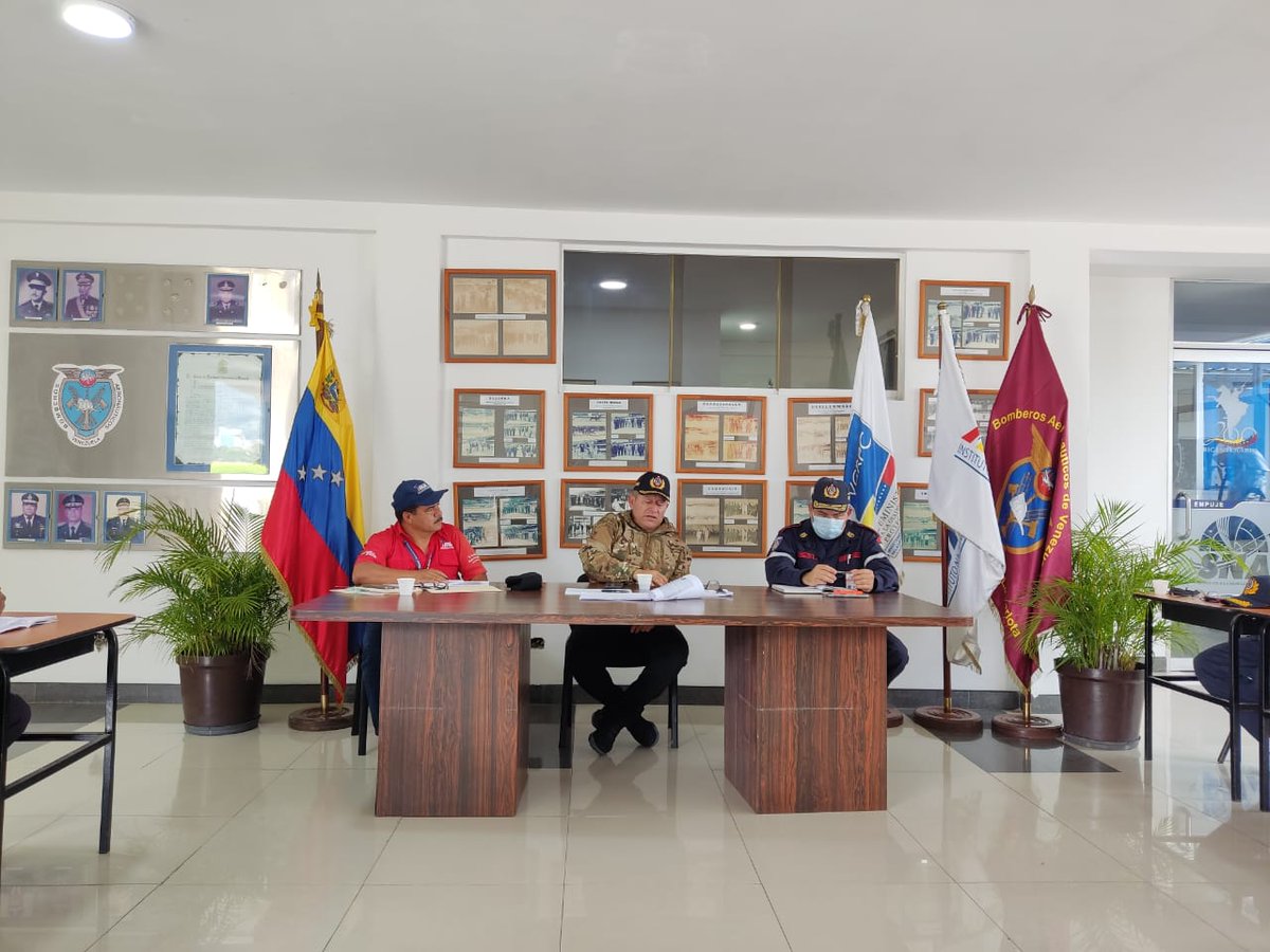 #16Jun | El Sistema Nacional de Gestión de Riesgo #SNGR realizó la segunda mesa de trabajo para el abordaje integral de los aeropuertos donde se prestan Servicios de Salvamento y Extinción de Incendios Aeronáuticos.