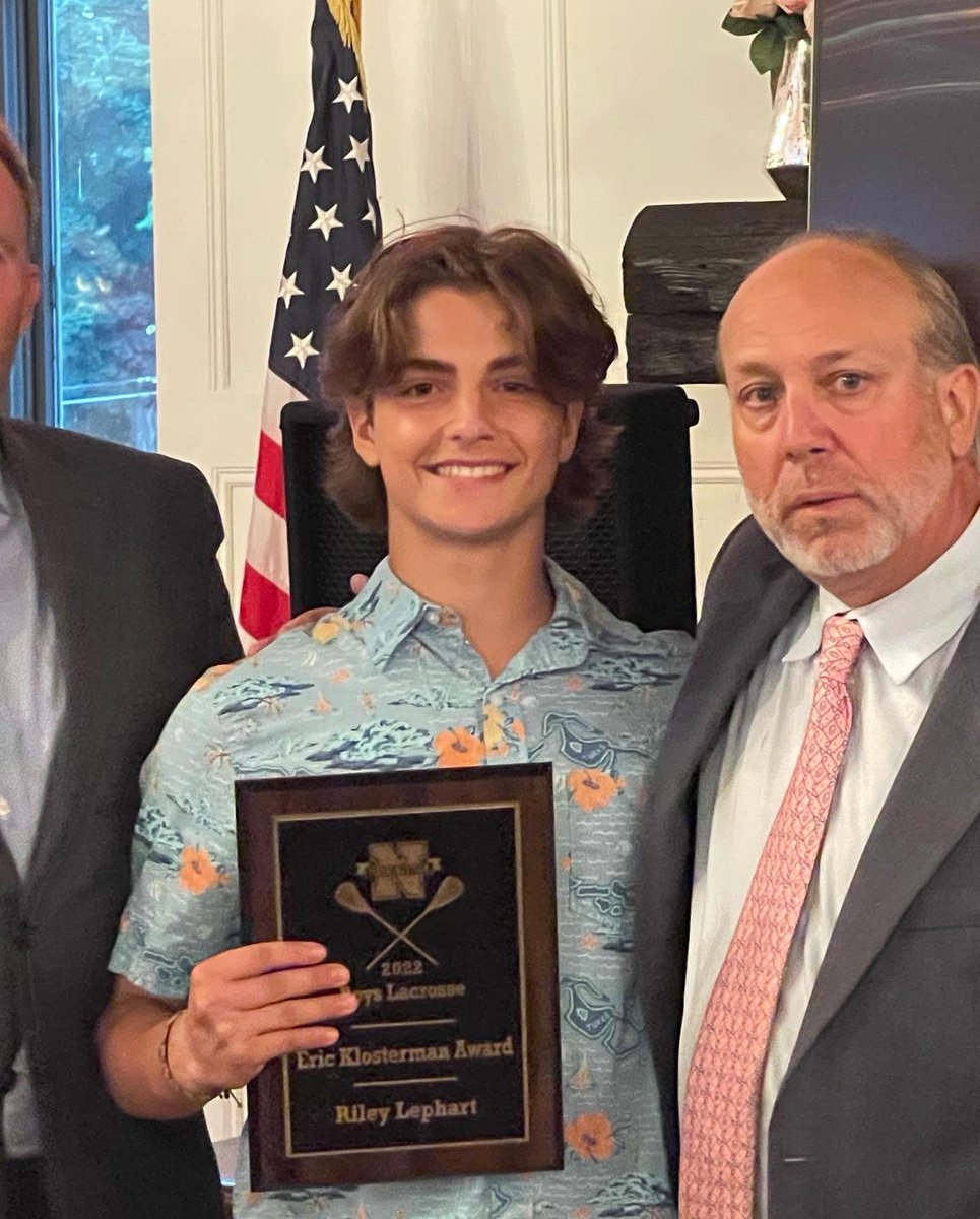 26_win's tweet photo. Congratulations to the 2022 Klosterman Award winner, Riley Lephart. https://t.co/9I7qF5hL5g #26Win https://t.co/6QUpB9b8Tg