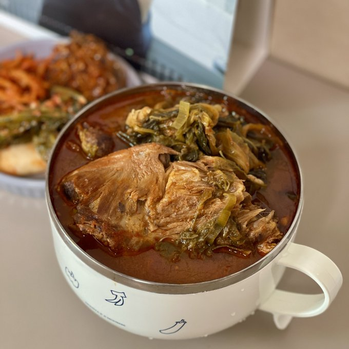 imgongp's tweet photo. 어디까지 갈 수 있나 시리얼볼 타래 https://t.co/MfphjyBBUL