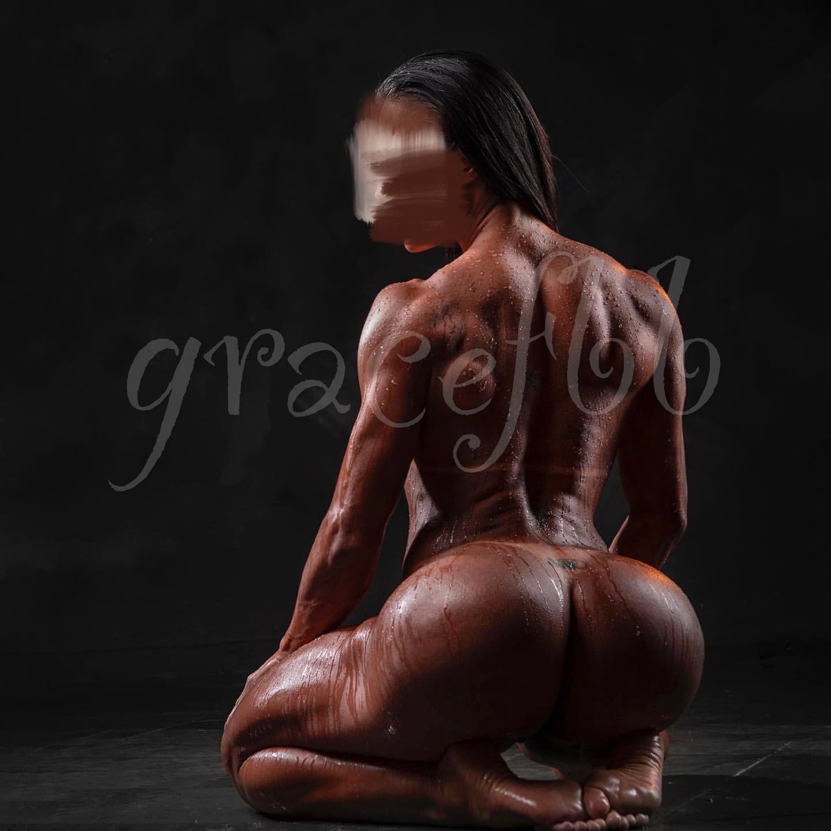 gracefbb's tweet photo. 💪💪

#운동녀 #일상 #소통 #웨이트 #폴댄스 #운동하는여자 #근육녀 #혼혈 #섹트 #fbb #femalebodybuilding #poledance https://t.co/6Gx655MzR4