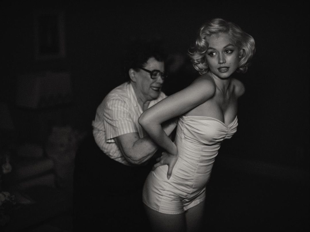 MIUCClAMUSE's tweet photo. oh ana de armas is not playing with this marilyn biopic https://t.co/phOkuFX8X7