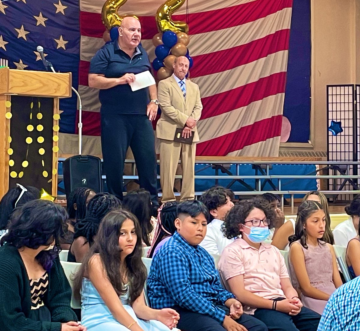 AsstSupBlmfld's tweet photo. Carteret School celebrated an amazing Class Day this morning! Now off to @07003bmsbengals to achieve great success. @07003Carteret https://t.co/8F2n7w6YO0