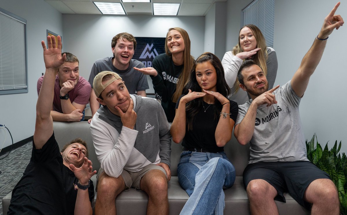 These people (and so many more not pictured) make Madrinas who it is. Thank you to all our behind-the-scenes teammates and our Coffee Crew for everything☕️💕