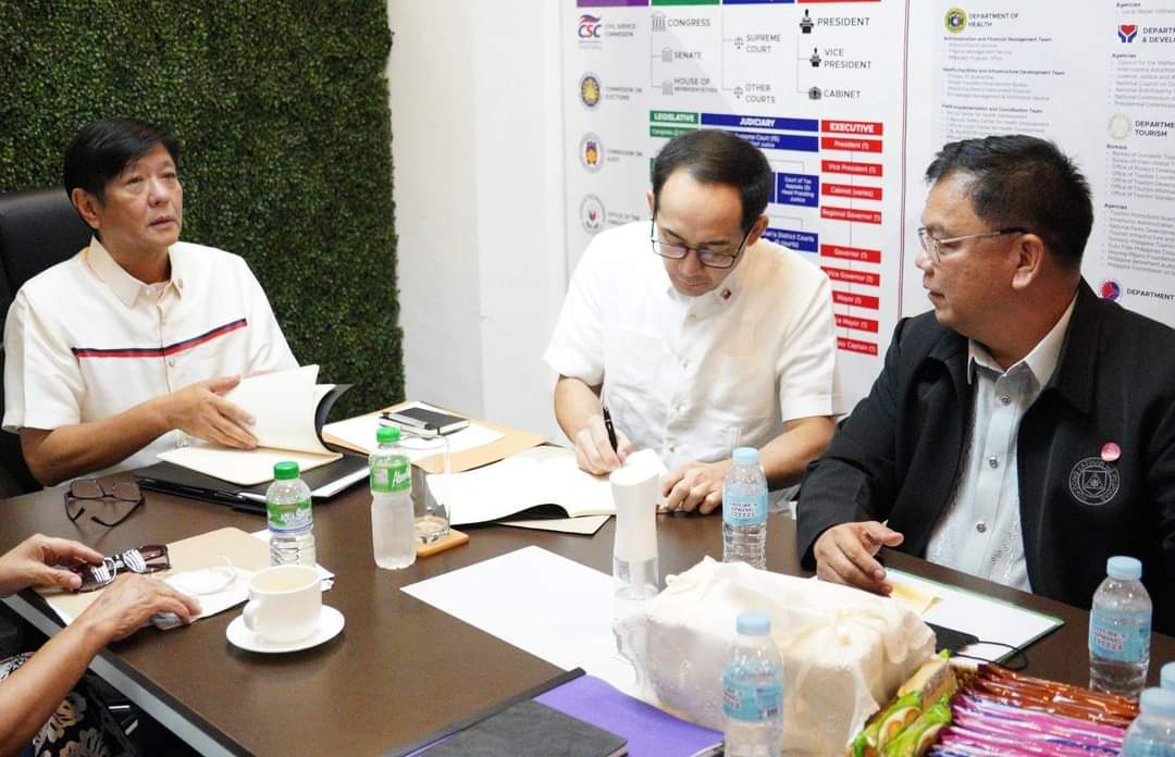 PartidoFederalP's tweet photo. President-elect @bongbongmarcos designates JPE as Presidential Legal Counsel; Sec. Menardo Guevarra as Solicitor General; and Gen. Jose Faustino, Jr. (Ret.) as DND OIC.

#PartidoFederalngPilipinas https://t.co/V0I58e8g3t