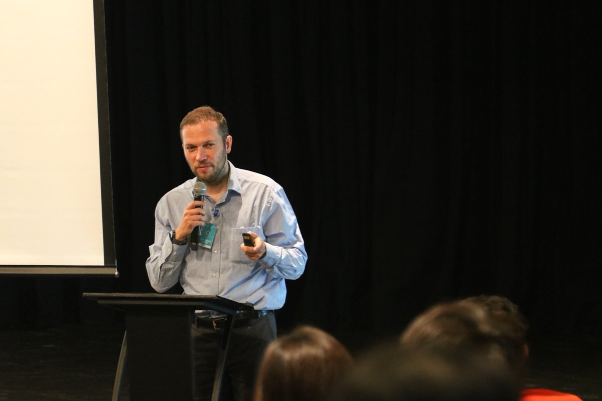standrewsbkk's tweet image. We recently welcomed @DrFrostMaths (a champion of Maths and Covid Hero in the Global Teacher Prize 2020) for an interactive and fun day of maths for teachers and students. Learn more about his visit here bit.ly/Drfrost
#STAbkk #NordAngliaEducation #CreateYourFuture