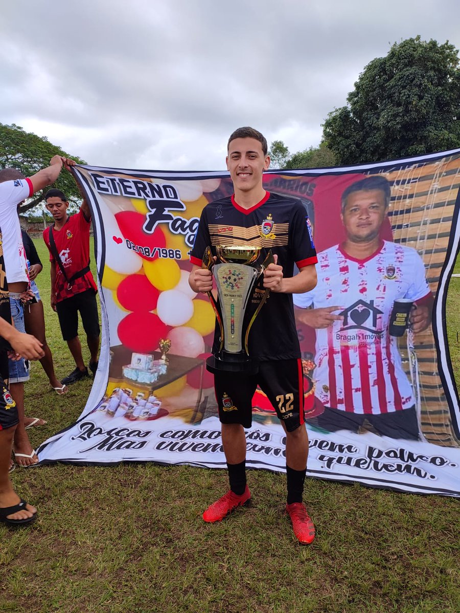 OsMercenariosF1's tweet photo. Tropa de Silva Jardim Tá On ☠❤

Obrigado Meus Meninos ❤☠⚽️ https://t.co/OnlJMdhb3Y