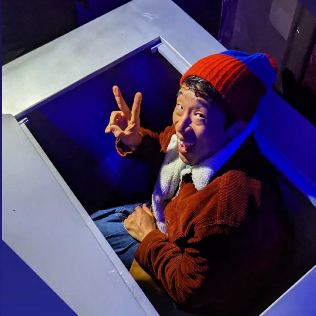raymondjlee's tweet photo. Just figured out my new entrance in the opening number… #ConstantProfessional https://t.co/eJhE6xmdhJ
