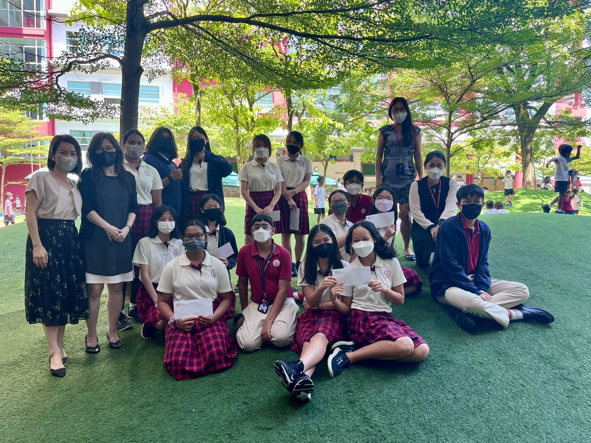 Congratulations to all the winners in the Signage Design Competition👏 Shin Sumin’s masterpiece (first place award) will be used on our school’s signage. Well done! #his_learning