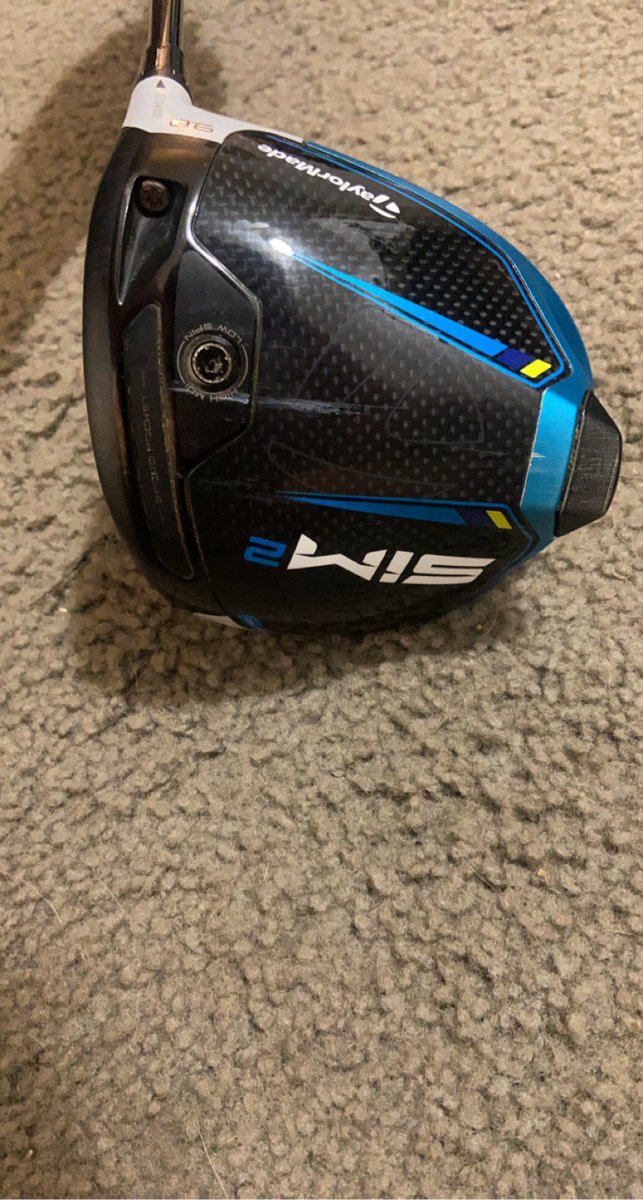 _T_HEN_'s tweet photo. Going anywhere from $370 to retail price used on 2nd winning, $370 being the worst used condition. Im willing to sell for $350 and this driver is in great condition after only being used a handful of rounds. Headcover is also included. https://t.co/h9CoDTxLoV