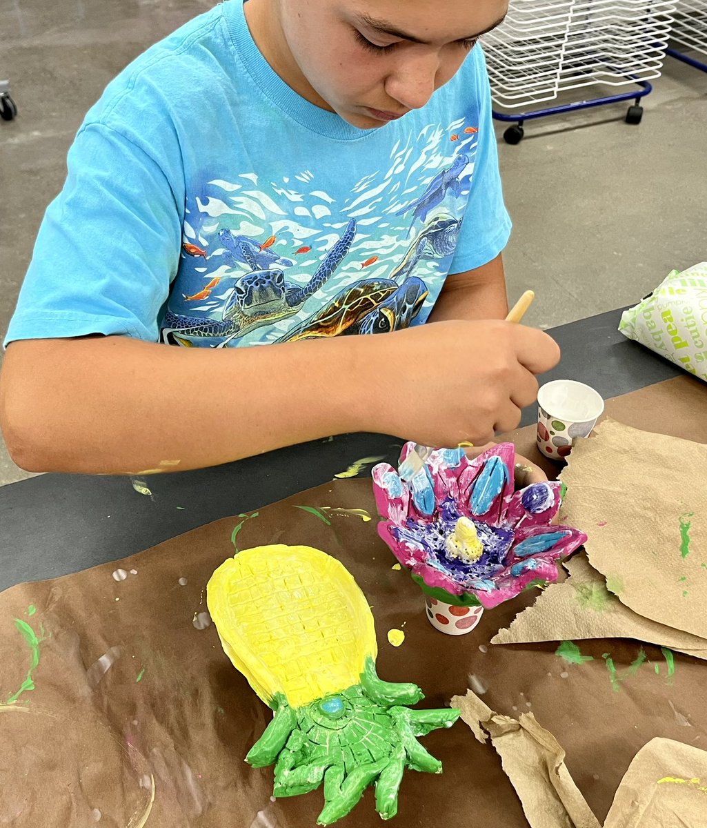 Mmolohon34's tweet photo. Ceramics crazy this week for summer enrichment! Students from all of @shelbycountysch attended! @MCMSpartanAP @MCM_Principal @mcmspartans 💙🖤#summer #Creative https://t.co/WFmxeM4cHp