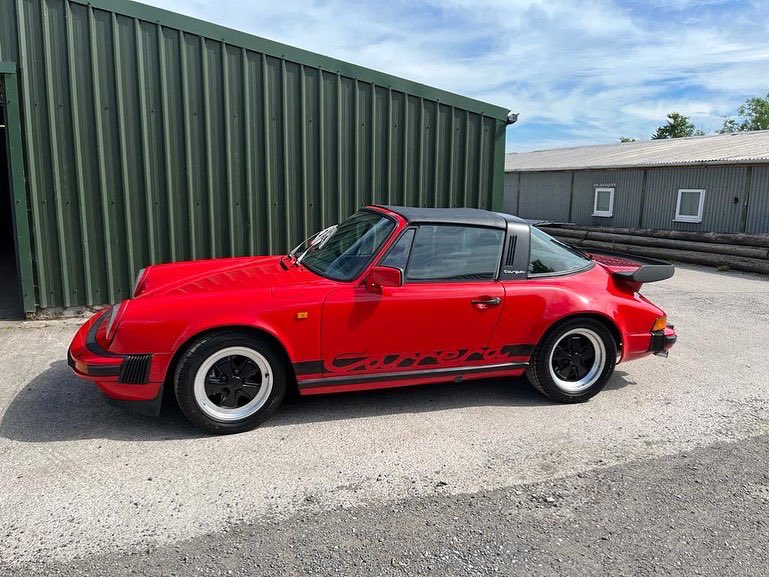 southerncarsuk1's tweet photo. Incoming…..’82 Guards Red 911 SC, or Super Carrera.
Now where did I put my Frankie Goes To Hollywood Cassette…?
#porsche #porsche911 #porsche911sc #supercarrera #911 #aircooled #aircooledporsche #80scars #classiccars #classicporsche #targa #trcdoc #therealcardealersofcheshire https://t.co/49qGPVeRGh