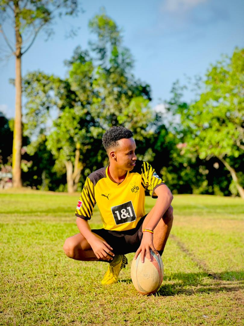 Anasallii's tweet photo. Footballer♥️😇 https://t.co/NKHQAcx9fQ
