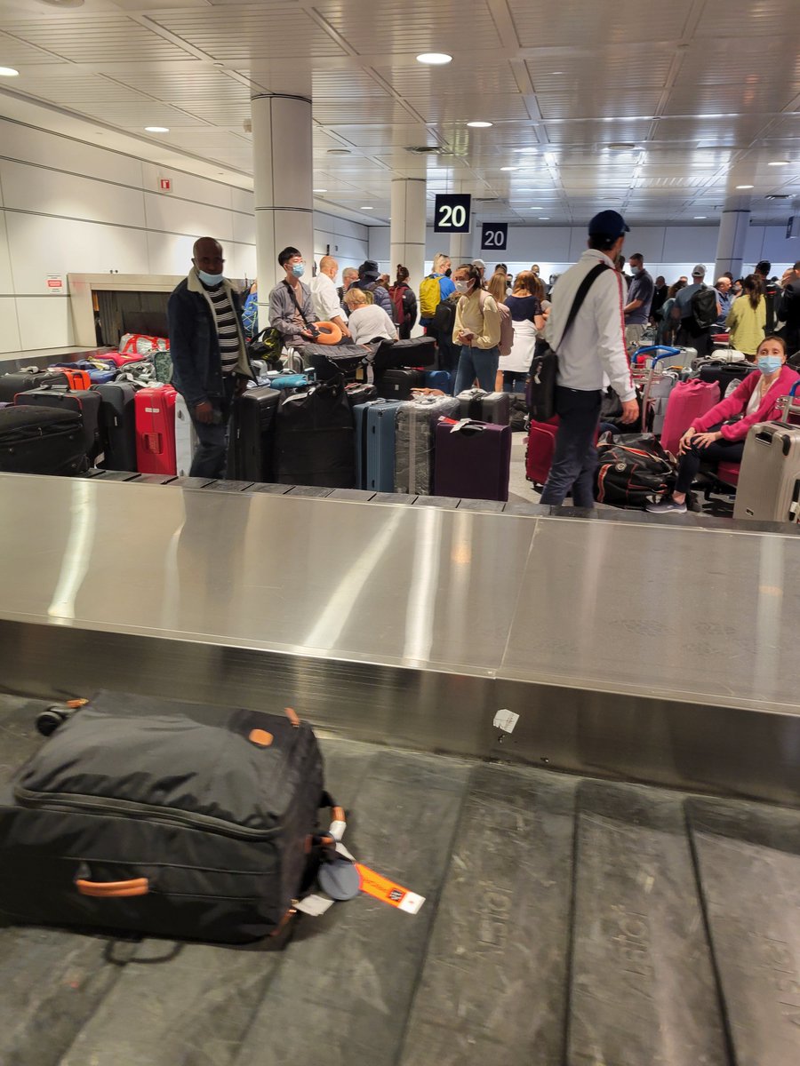 NeilHeard1's tweet photo. 9 hour wait for Air Canada baggage at Montreal Airport. Apparently pretty standard. 200 people in the line up for missing baggage and this is 2am. Best to avoid this airline and this airport. https://t.co/8j6dYMDs2c