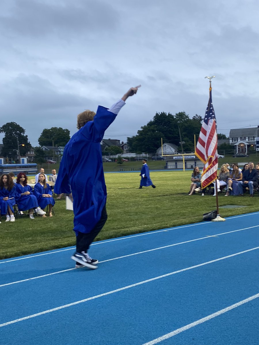 HPS_Lincoln's tweet photo. Congratulations Class of 2022!  Beautiful graduation ceremony!  So proud! https://t.co/G9EZ8pON1y
