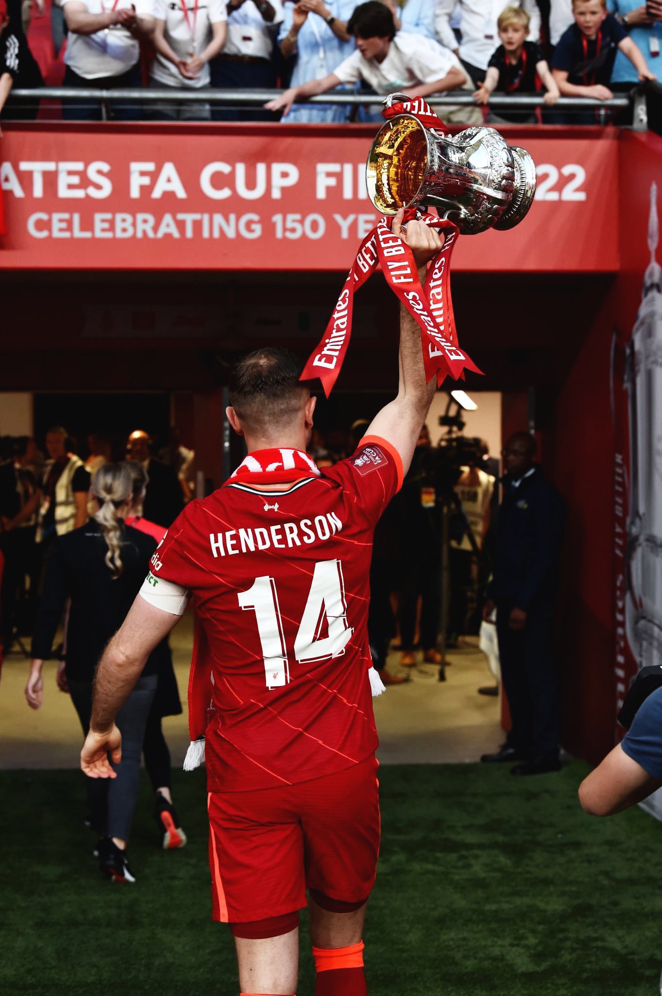Happy 32nd birthday, Jordan Henderson! 