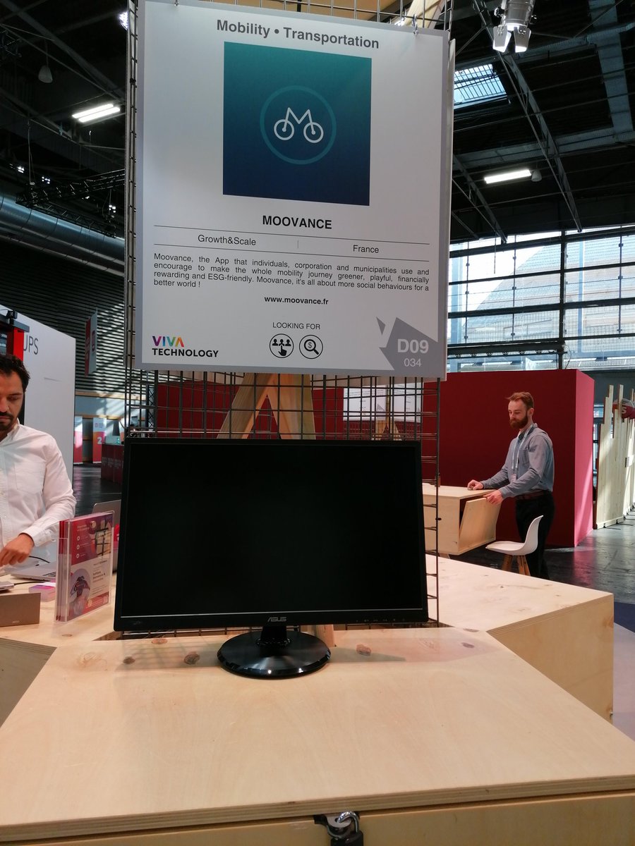 [Live #VivaTech] Nous y sommes ! Venez-nous rencontrer au lab #SNCF au D09-034. 
Mesurez et reduisez votre empreinte carbone lors de vos déplacements et soyez récompensé pour cela ! 
#VIVASNCF #greentech #startup #Mobility #lowcarb