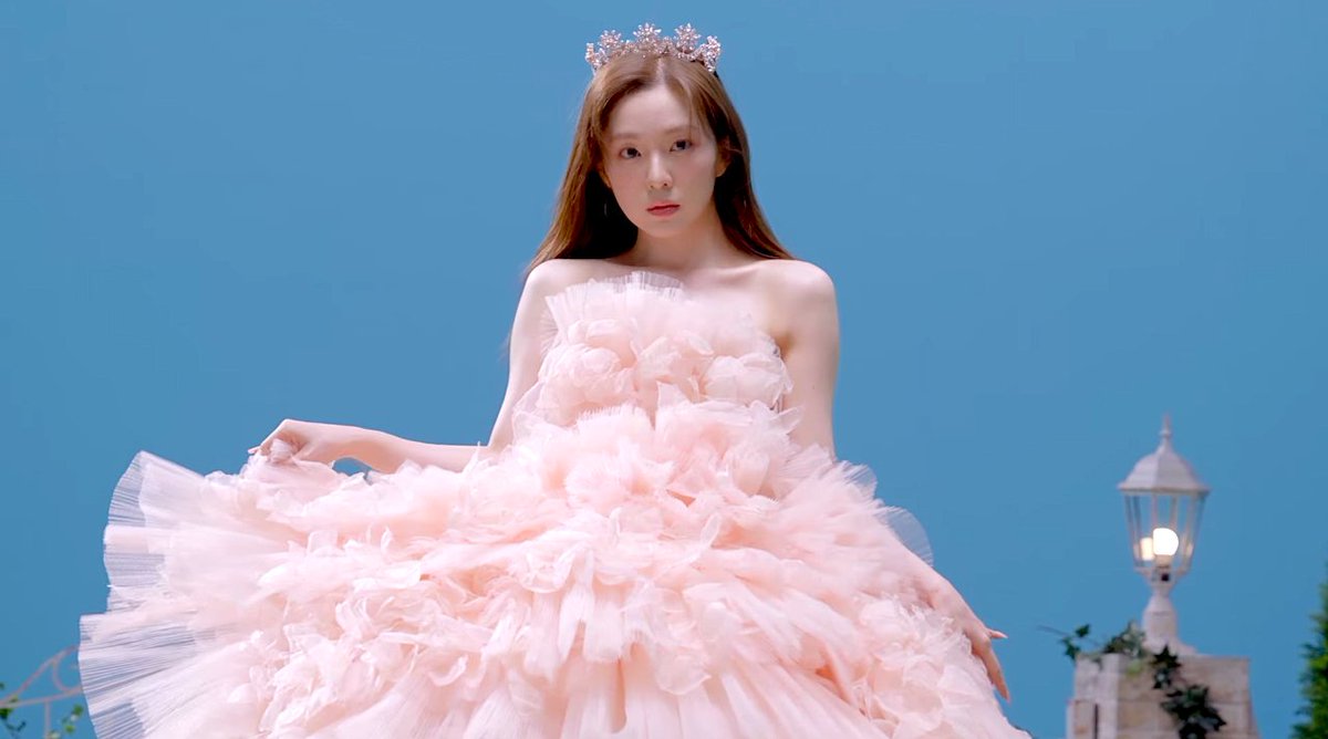 picsofirene's tweet photo. the most beautiful princess https://t.co/iU3QUgtb5R
