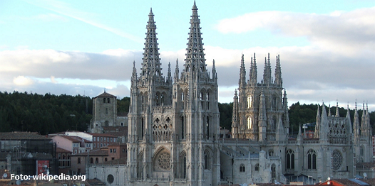 educacyl's tweet photo. Hoy, 17 de junio, es fiesta local en #Burgos: es el #Curpillos 🎇 https://t.co/Y3Uhkx7fZX