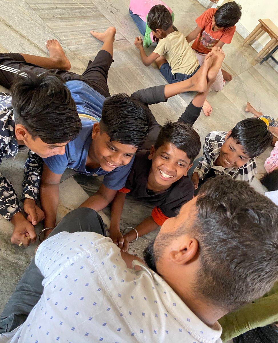 Onelifeloved's tweet photo. Investing in the lives of children is what we do- investing resources, time, love and care. Because this is what is changing their lives. And children are the ones who will change the world for better!
.
#changetheworld #bethechange #investinchildren #education #orphanage #mentor https://t.co/BA8TorliyF