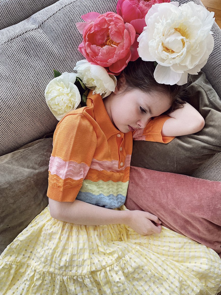 fooxoo's tweet image. Kad pujenes lielākas par Tavu galvu. 🌸 puķes via @_skabarga