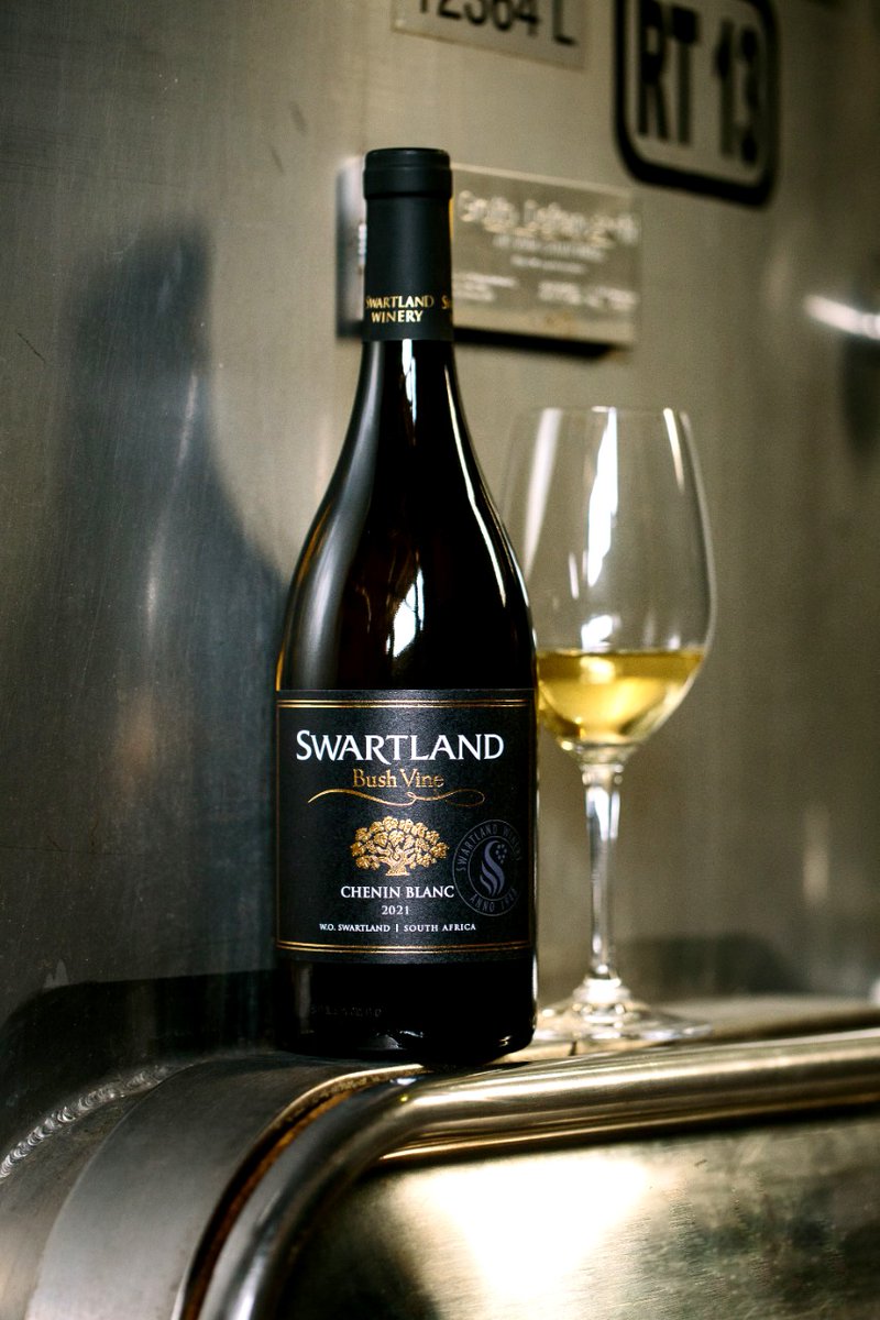 Cheers to international #DrinkChenin Day! We're so excited to celebrate our liquid gold today and hope you'll be doing the same.

#CheninBlancDay #CheninDay #SwartlandWinery <a href="/CheninBlancSA/">Chenin Blanc SA</a> <a href="/Swartland/">Swartland Wine & Olive Route</a>