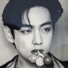 vanteficient's tweet photo. 2019                                   2022 https://t.co/kcYHrgzOJK