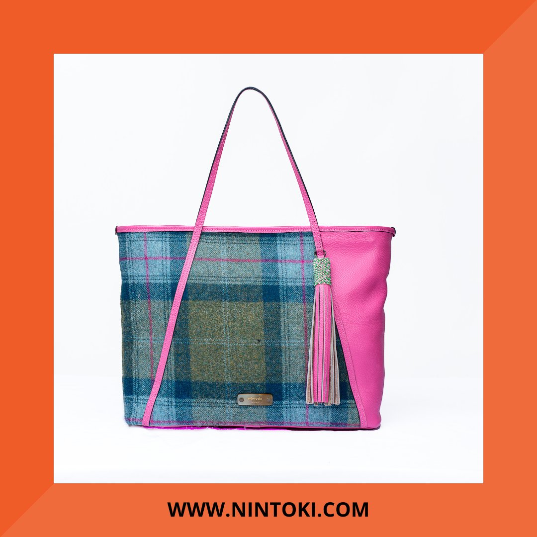 Are you looking for a unique gift? How about Gasaro Tartan Tote in pink colour?  Come by <a href="/studio_rwanda/">Vision studio rwanda</a> and get one!

#Kigali #rwot #livinginkigali #Rwanda #ilovehandbags #mywhowhatwear #collectiverw #localmade #consciousfashion #whomadeyourclothes #fashionomics #rwandadesign