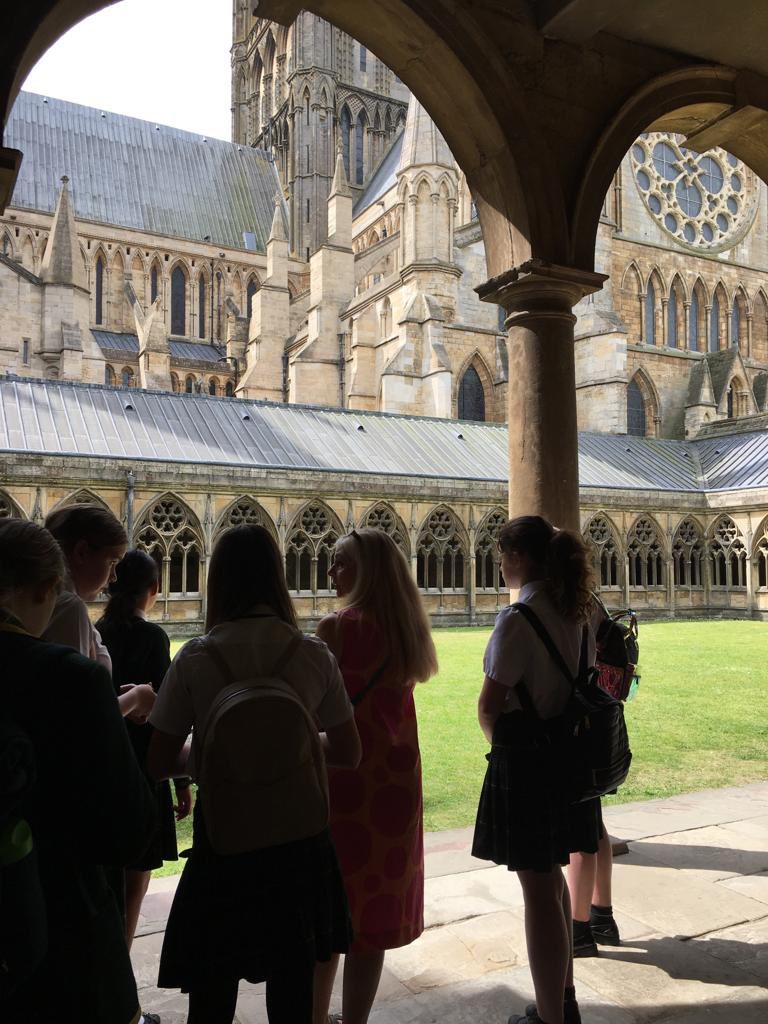WellowHouse's tweet photo. A great history trip to Lincoln Cathedral and Castle for Years 7 &amp; 8 today, including a Magna Carta play

#wellowhousetrips #lincoln https://t.co/JjptrIa0A9