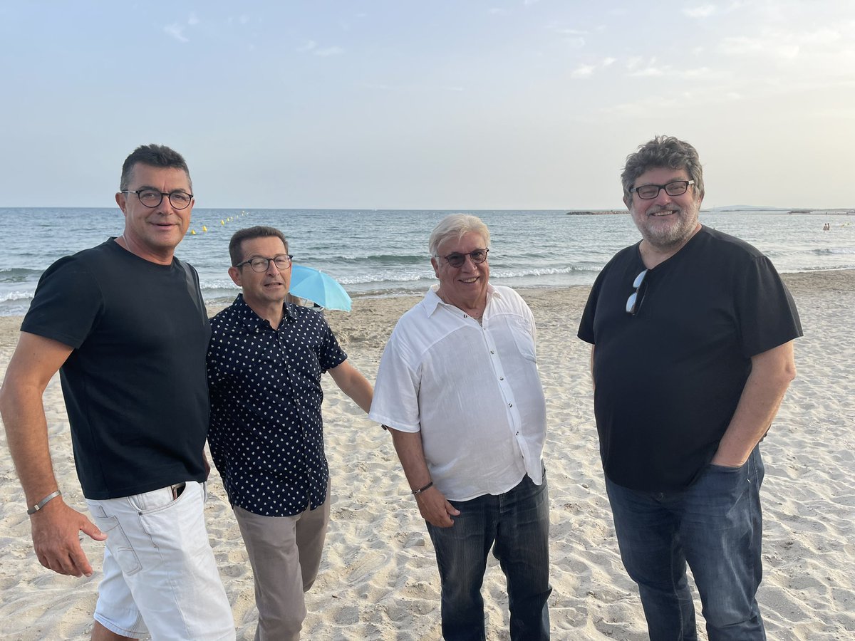 cdconcept's tweet photo. @EricDubuis succède à #RichardGougis à la présidence de la section #UJSF Languedoc-Roussillon. Passation de pouvoir en présence de @vincentduluc PDT National et @JmmMichel PDT d’honneur. @LaRegionLR @ActusUJSF #Journalistes https://t.co/8PjGRn3myO