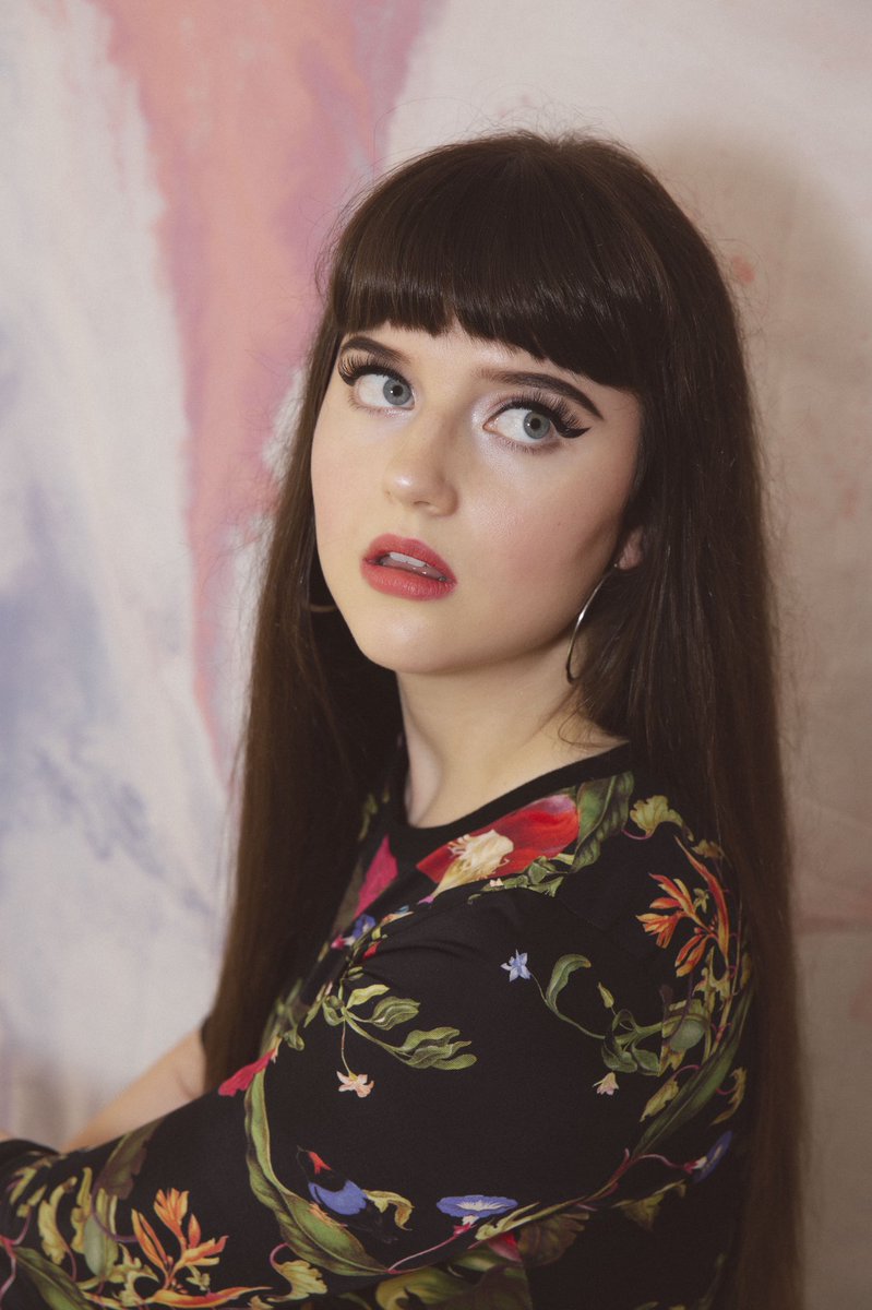 abbeyroseau's tweet photo. This lass would like to say a big medieval thank you to everyone who’s been listening to #ThatsYourProblem, and these lovely people who’ve been reviewing it on @triplejunearthd! 🥁 If you’d like to have your say, you can do it right here: https://t.co/fnZZceI4Mw
⚔️🔮🏰💕 https://t.co/ft7mweiarE