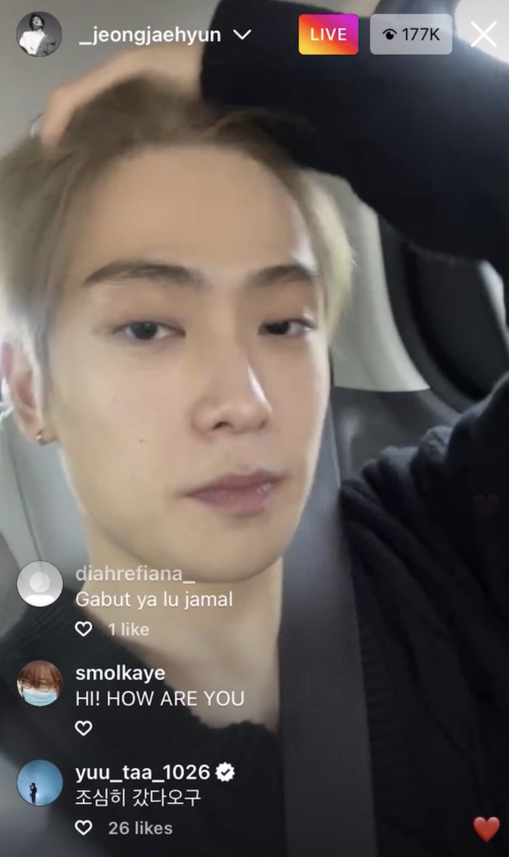 YUJAEFEED's tweet photo. #YUTA’s comments on #JAEHYUN’s Instagram Live

“Have a safe trip”
“Bye~~^^”
“See you in Japan!”
“MARK~~~~” https://t.co/vh5mlIIDfD