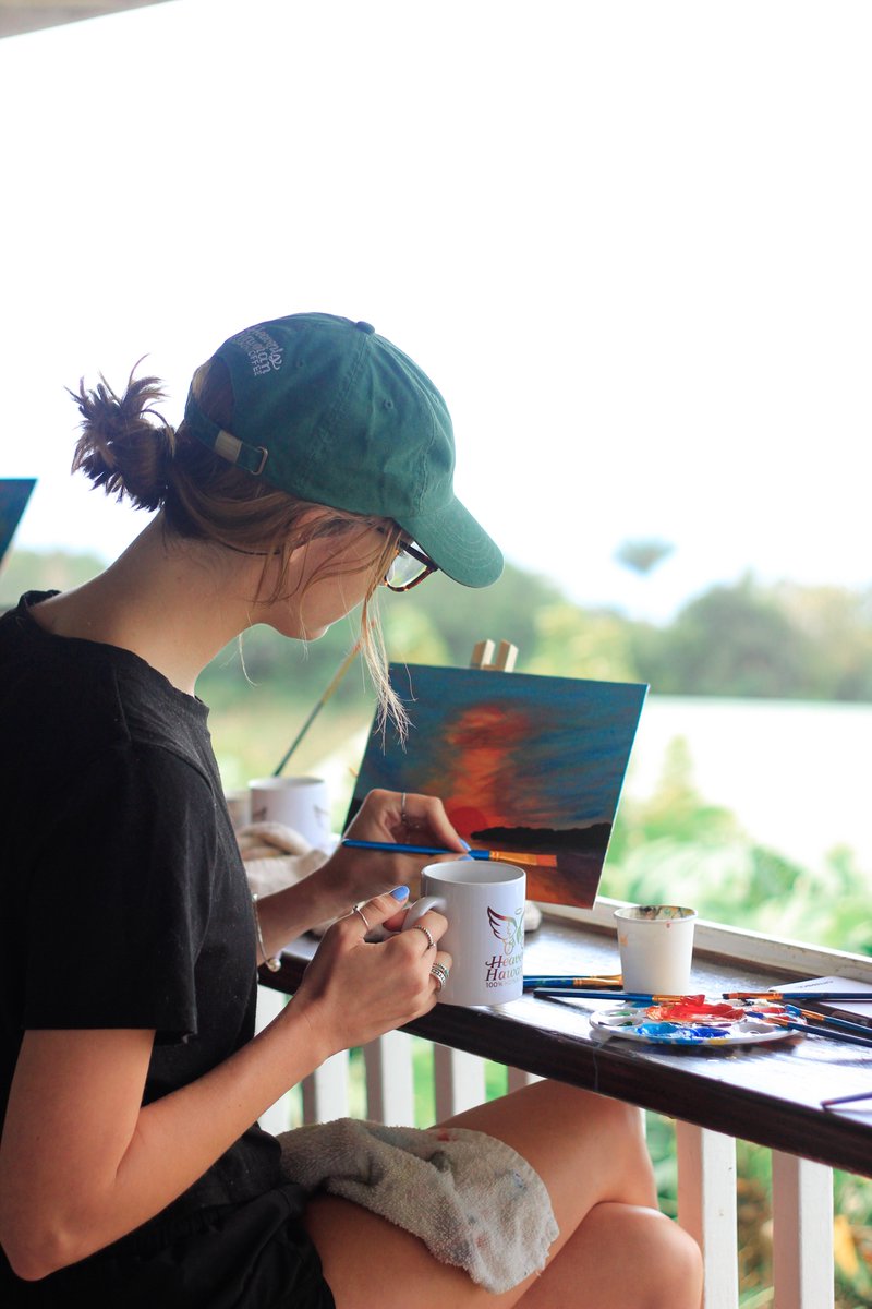 Have you tried our Paint and Sip class on the farm? Beginner or Expert, we welcome all levels to join us on the farm to enjoy the views, sip coffee, and paint the paradise around us! #HeavenlyHawaiian #hawaii #paint #Picasso