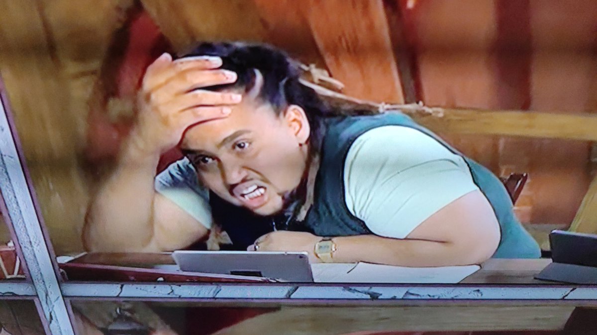 LaHulss's tweet photo. @CriticalRole My mood so far during this episode #CriticalRoleCalamity https://t.co/IwhiqGCwx3