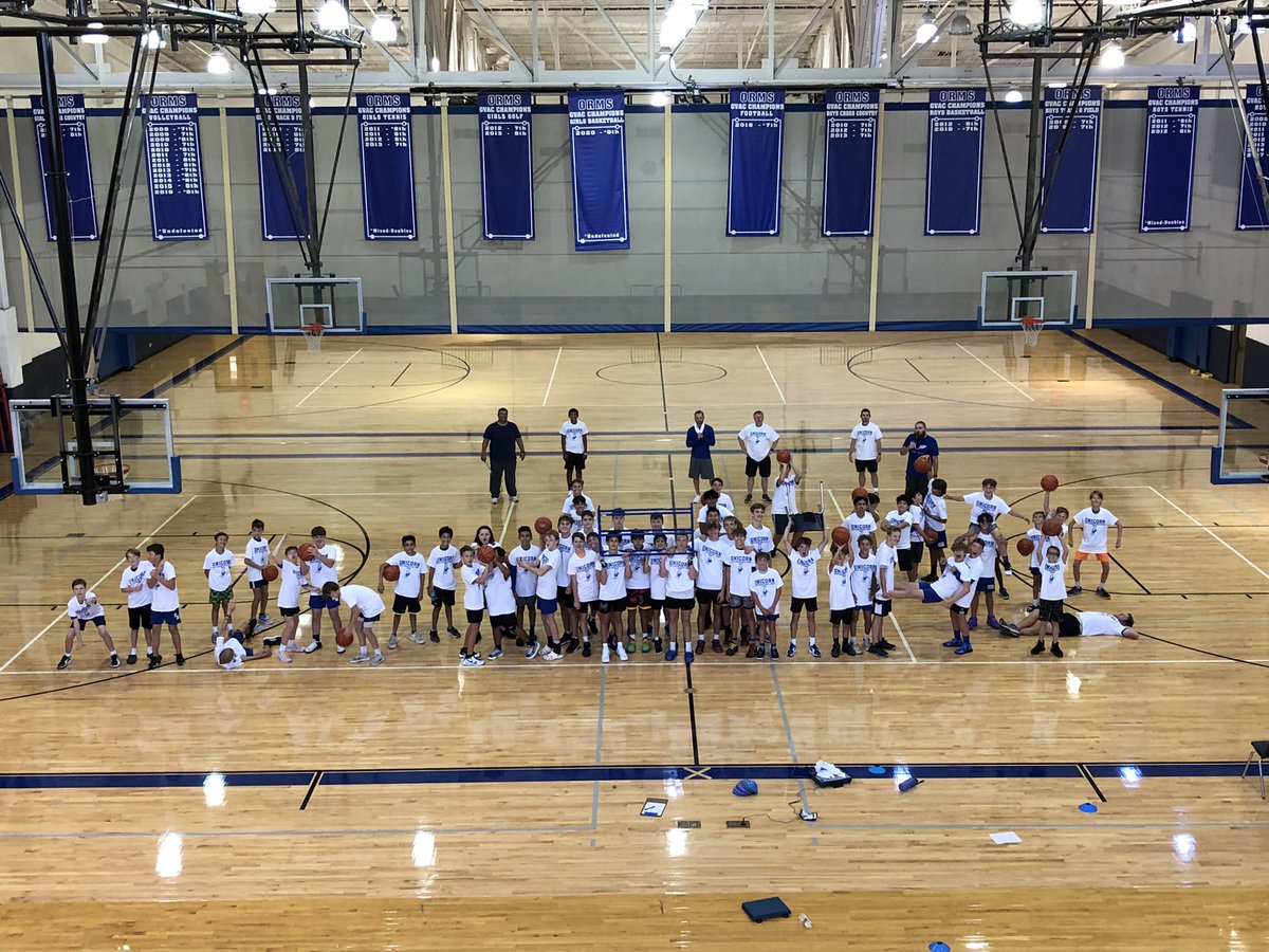Unicorn_Hoops's tweet image. What a great week to be a Unicorn hooper! 120 in camp and 50+ in strength camp! #culturenevergraduates @NBISDAthletics @AlamoCityHoops1