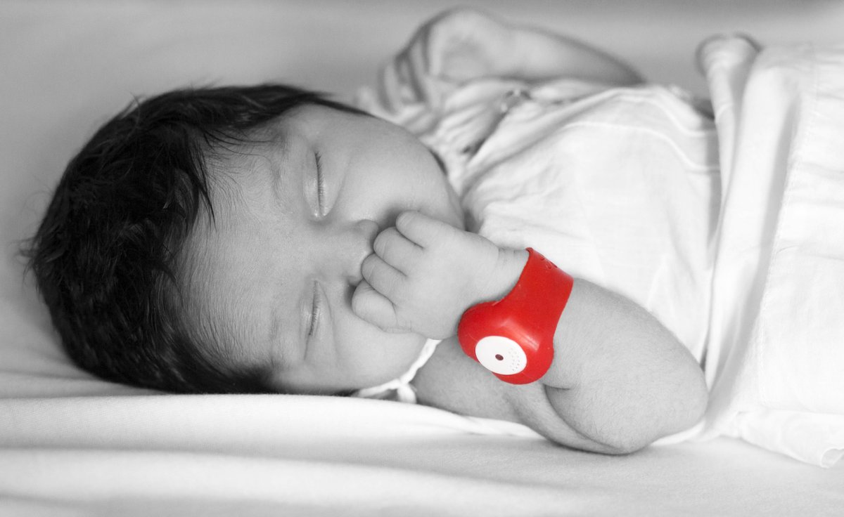 BempuHealth's tweet photo. π΄ What do you think she dreaming about? Let us know in the comments!π
.
.
#tempwatch #healthcare #newborn #healthyliving #smallbaby #lowweightbirth #hypothermia #babies #nicu #preemie https://t.co/MbVEvenJHb