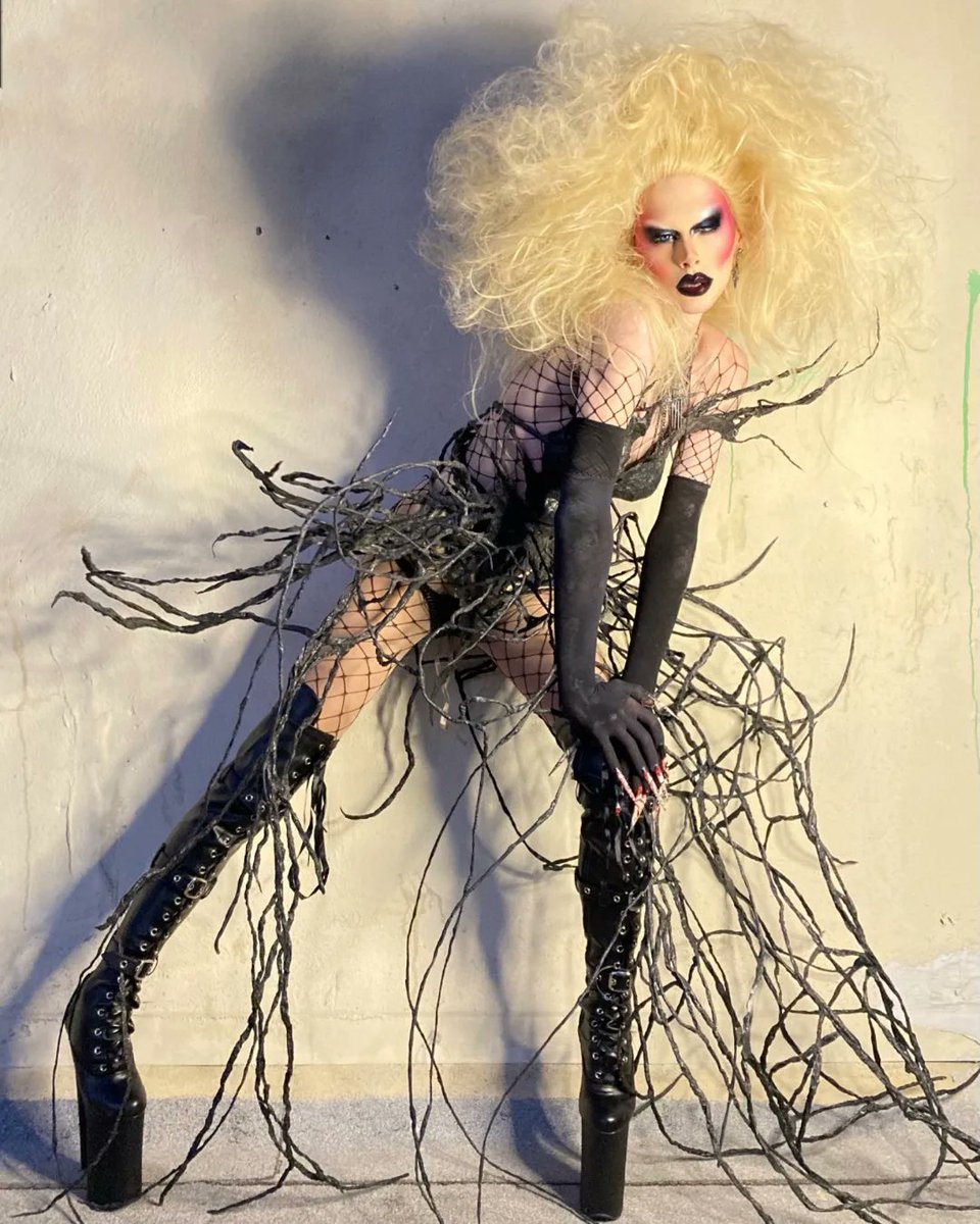 FilthyRichDrag's tweet image. Garment made entirely of melted trash bags. 🔪 Inspired by one of the most iconic and influential runways in fashion history - Alexander McQueen Fall 2009